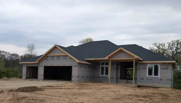 7820 Landon Ln, ROSCOE, IL 61073
