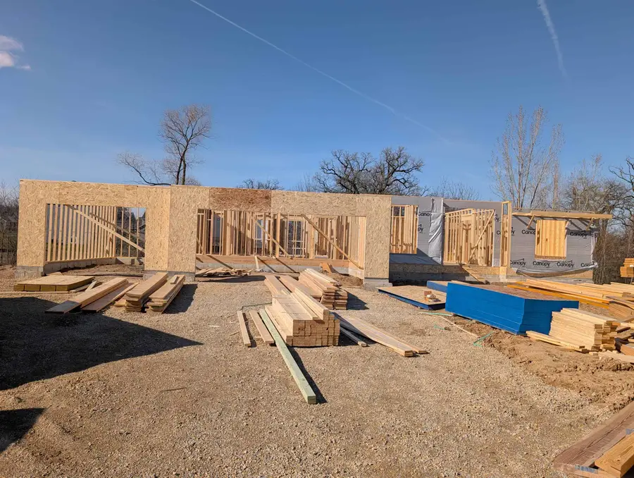 7820 Landon Ln, Roscoe, IL 61073 - #3
