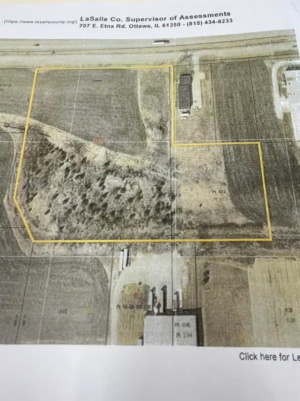 3700 103rd Roads, Peru, IL 61354