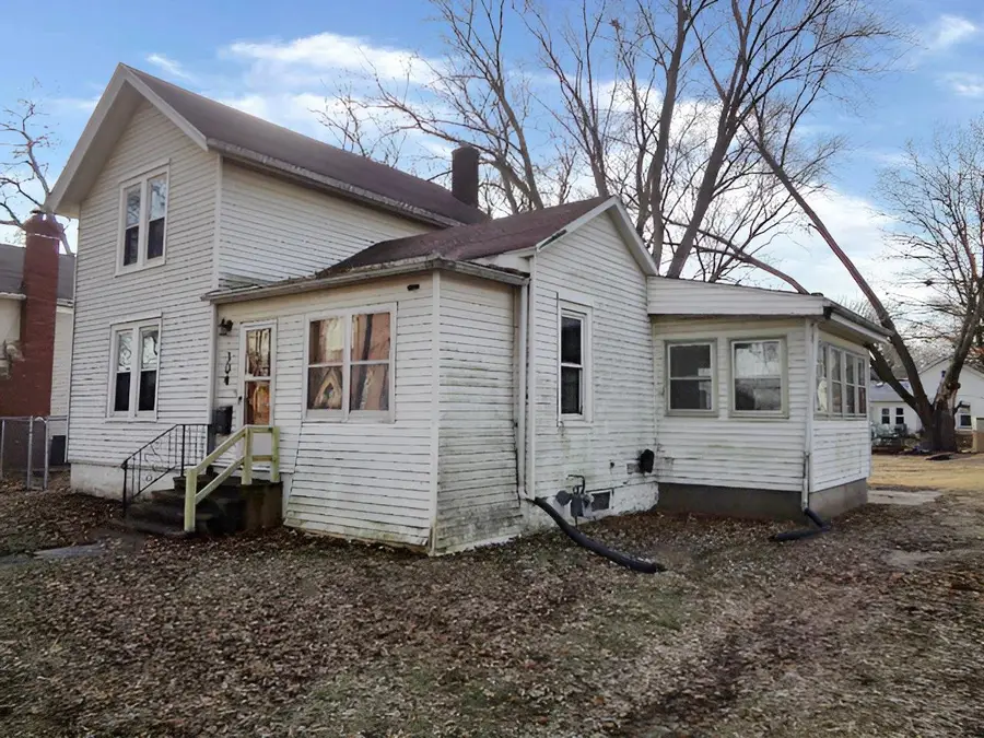 304 N 4th Street, Oregon, IL 61061 - #3