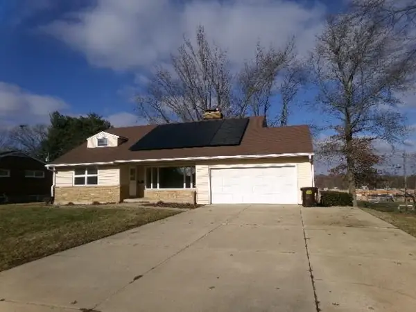 1435 Bolkinwood Drive, FREEPORT, IL 61032
