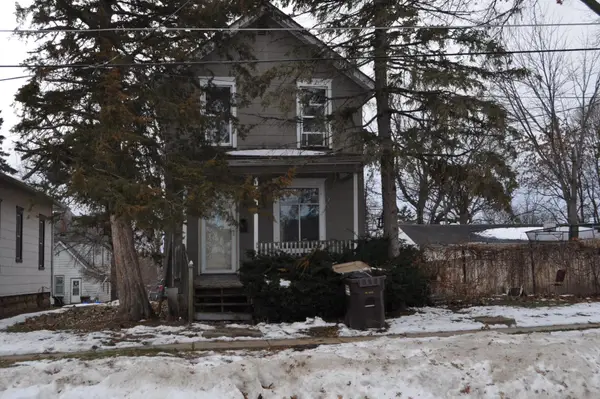 715 W Ringold Street, FREEPORT, IL 61032
