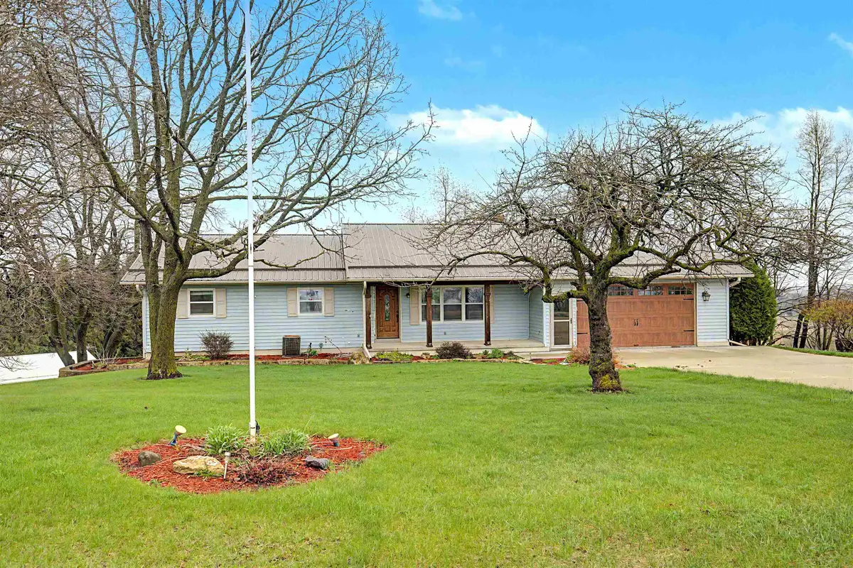 551 Mapes Drive, Stockton, IL 61085 - #1