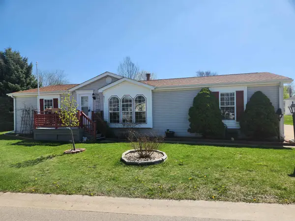8511 Fig Tree Lane, ROSCOE, IL 61073