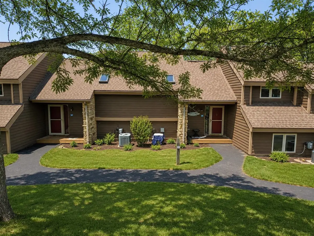 107 East Point Drive, Galena, IL 61036 - #1