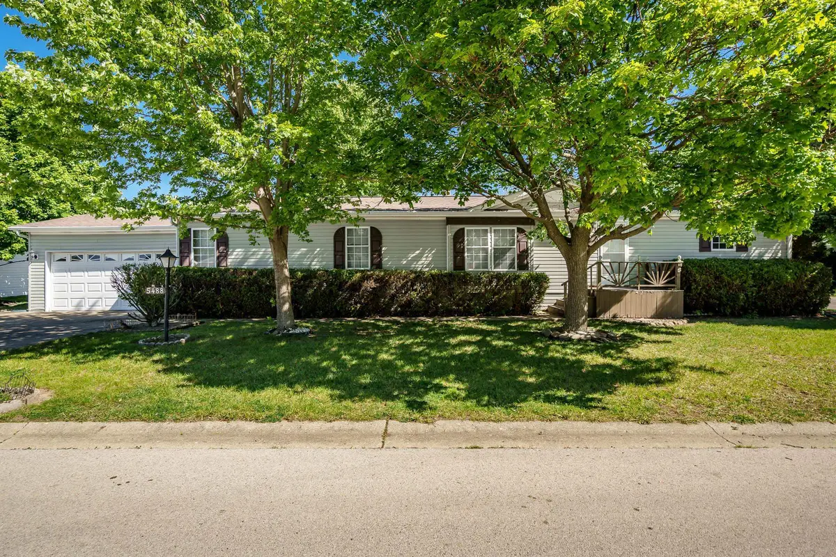 5488 Mahogany Lane, Roscoe, IL 61073 - #1