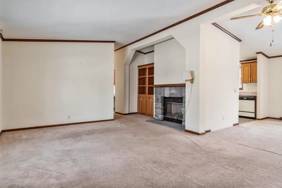 5488 Mahogany Lane, Roscoe, IL 61073 - #3