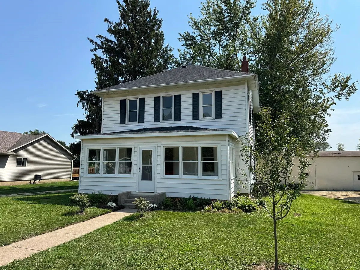 101 E Division Street, Shannon, IL 61078 - #1