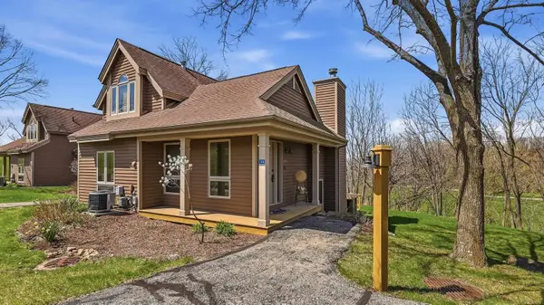 120 Walnut Hill Drive, GALENA, IL 61036