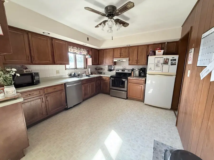 214 Long Street, Warren, IL 61087 - #3