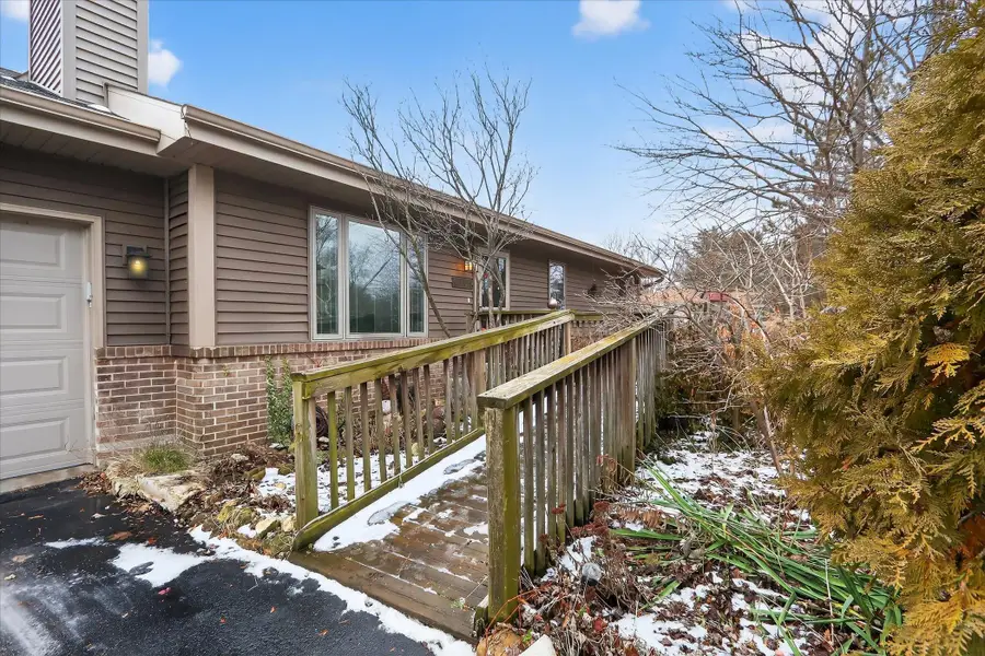 3941 Joan Drives, Roscoe, IL 61073 - #2