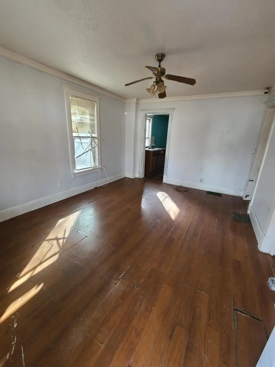 928 LINCOLN, Rockford, IL 61102 - #2