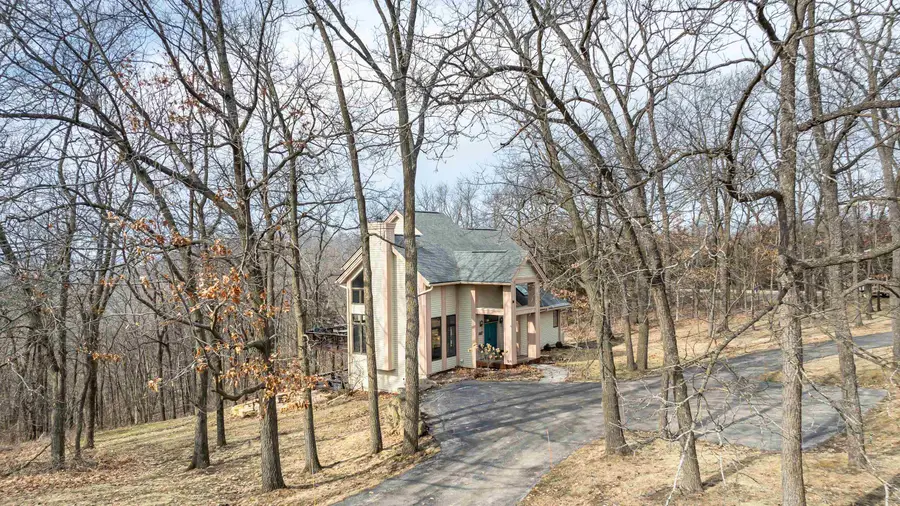 1 Westview Lane, Galena, IL 61036 - #2