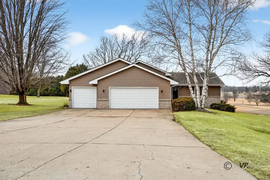 1898 Delmar Drive, Freeport, IL 61032 - #2