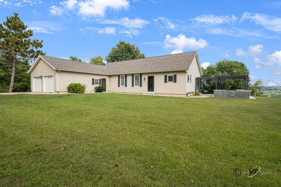 9109 S Hanover Hill Road, Hanover, IL 61041 - #2