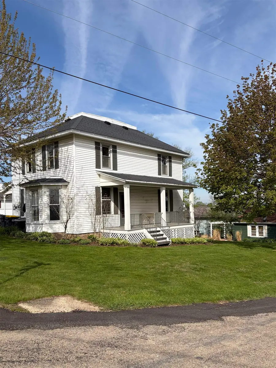 216 S Washington Street, Elizabeth, IL 61028 - #3