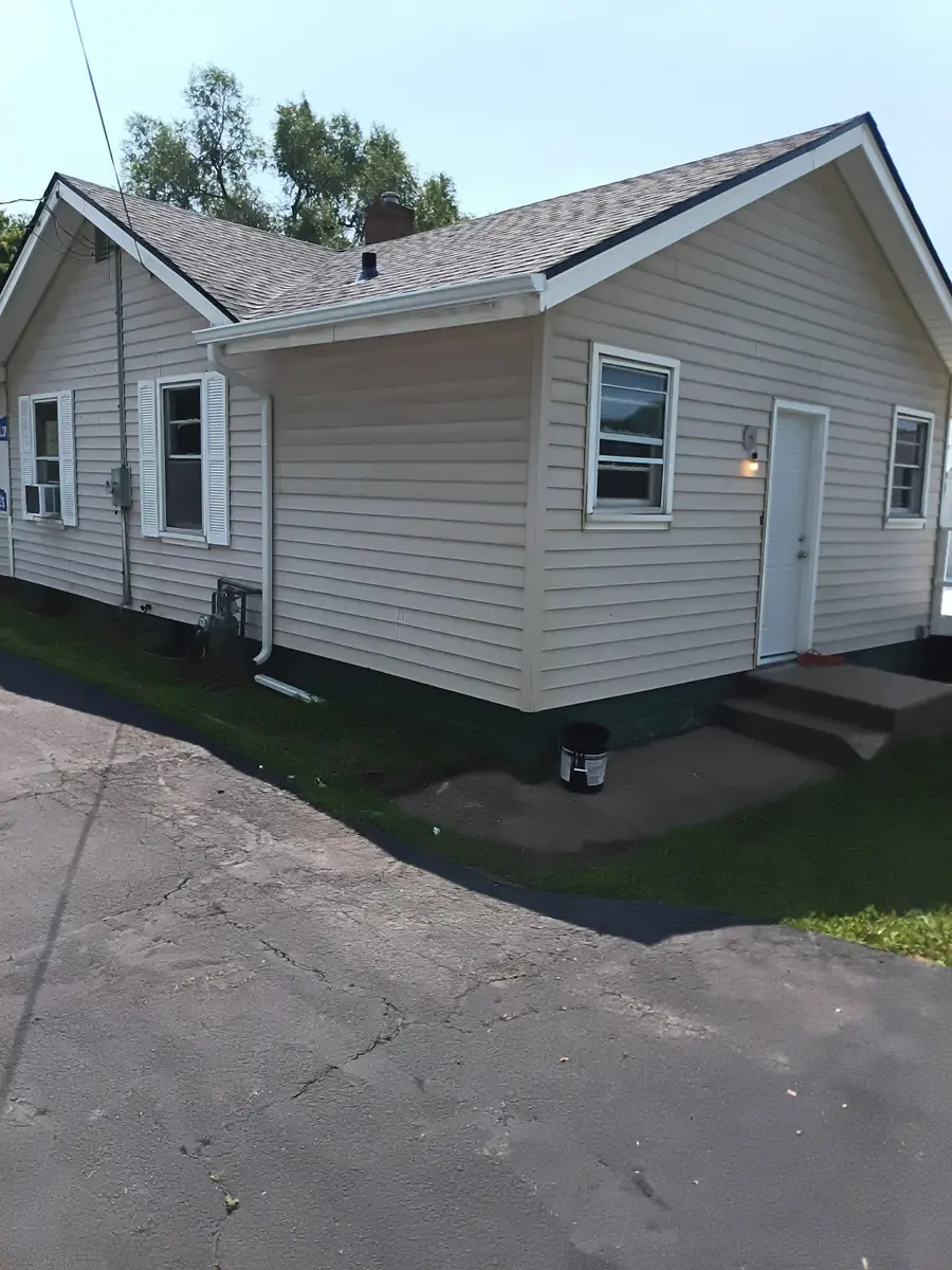 3307 Hoover Avenue, Rockford, IL 61109 - #2