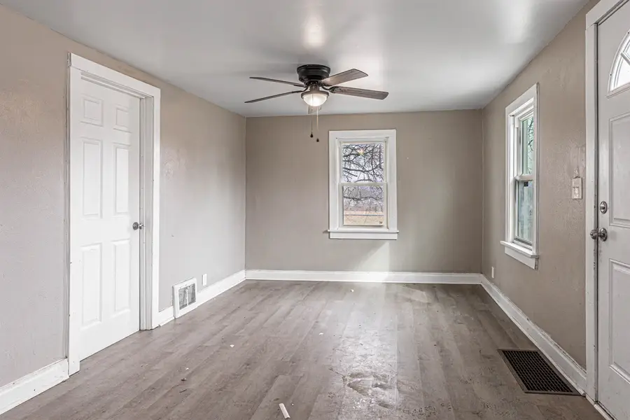 3911 Delaware Street, Rockford, IL 61102 - #3
