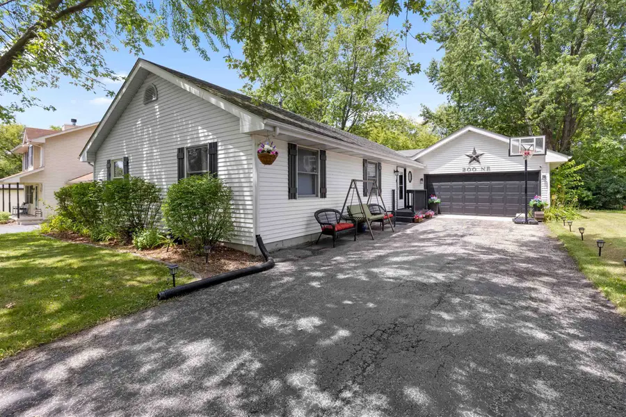 200 Bounty Drive NE, Poplar Grove, IL 61065 - #2