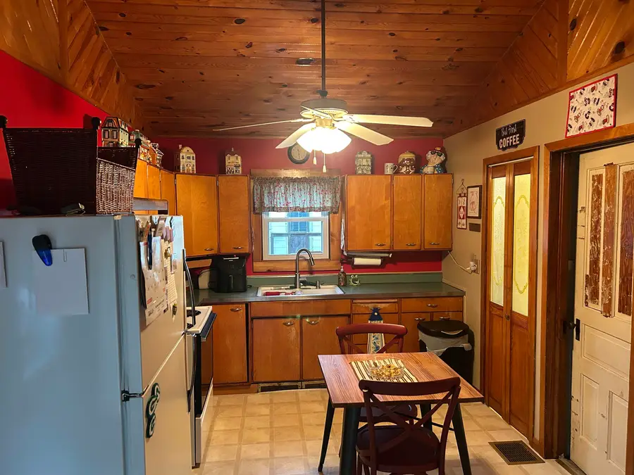 303 S Freedom Street, Lena, IL 61048 - #3