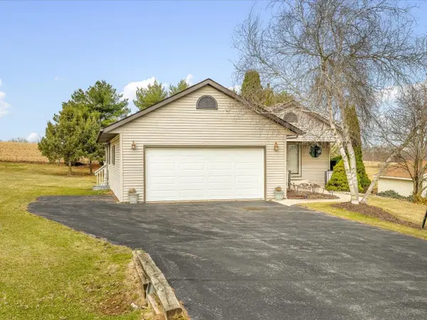 175 Lake Summerset Road, LAKE SUMMERSET, IL 61019