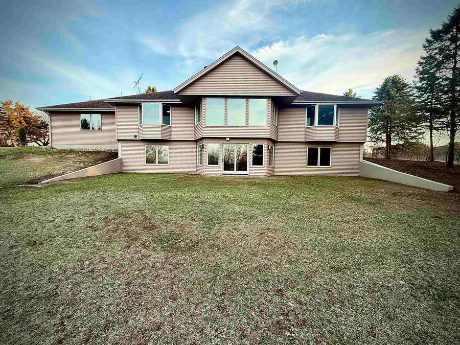 3640 Moffett Road, Rockton, IL 61072 - #2