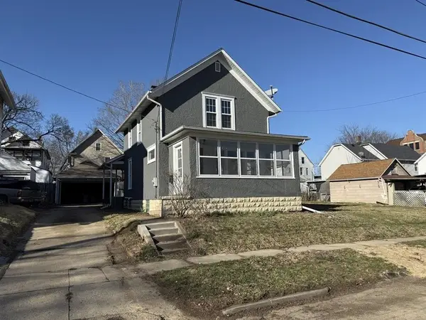 816 W Pleasant Street, FREEPORT, IL 61032
