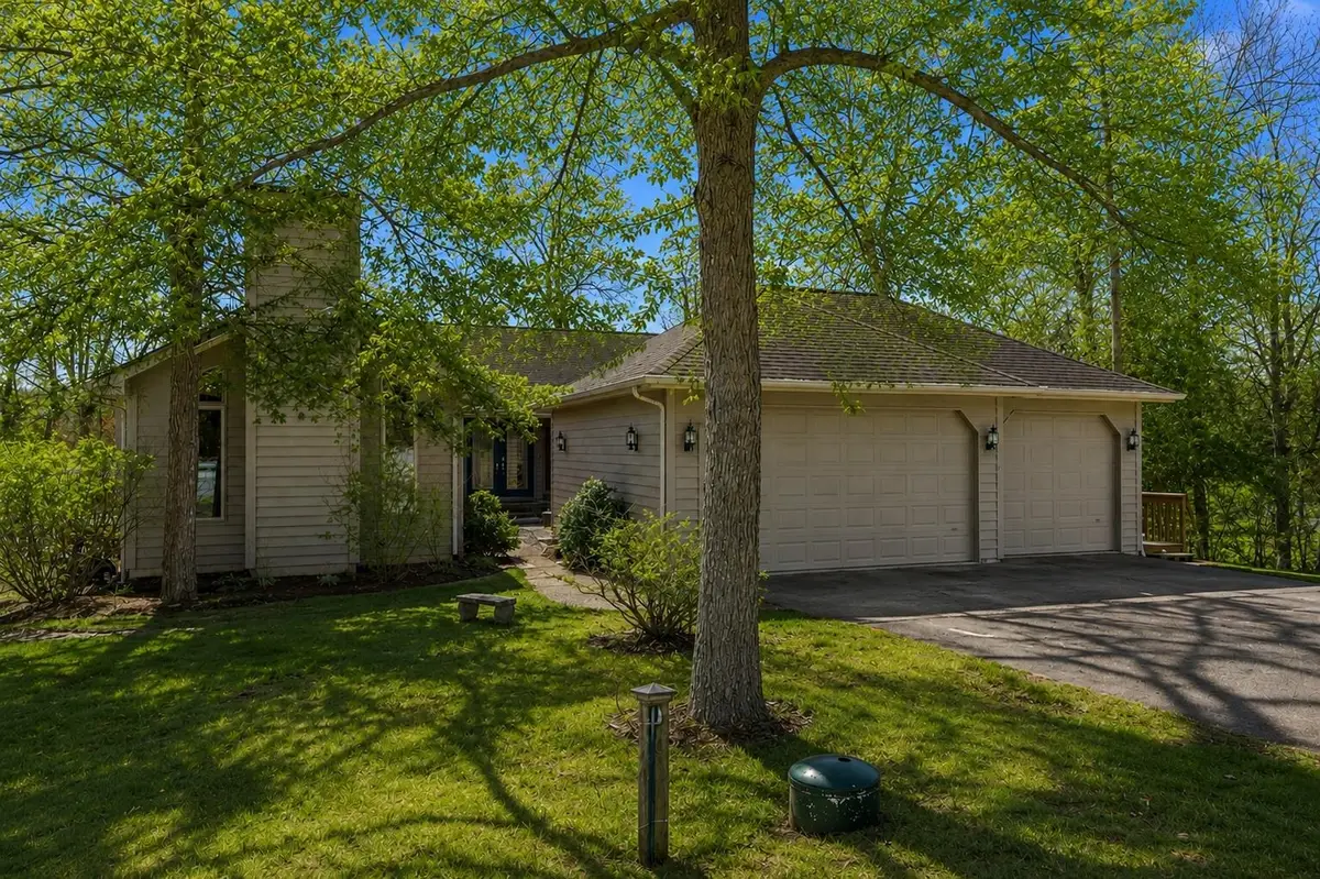 18 Colony Lane, Galena, IL 61036 - #1