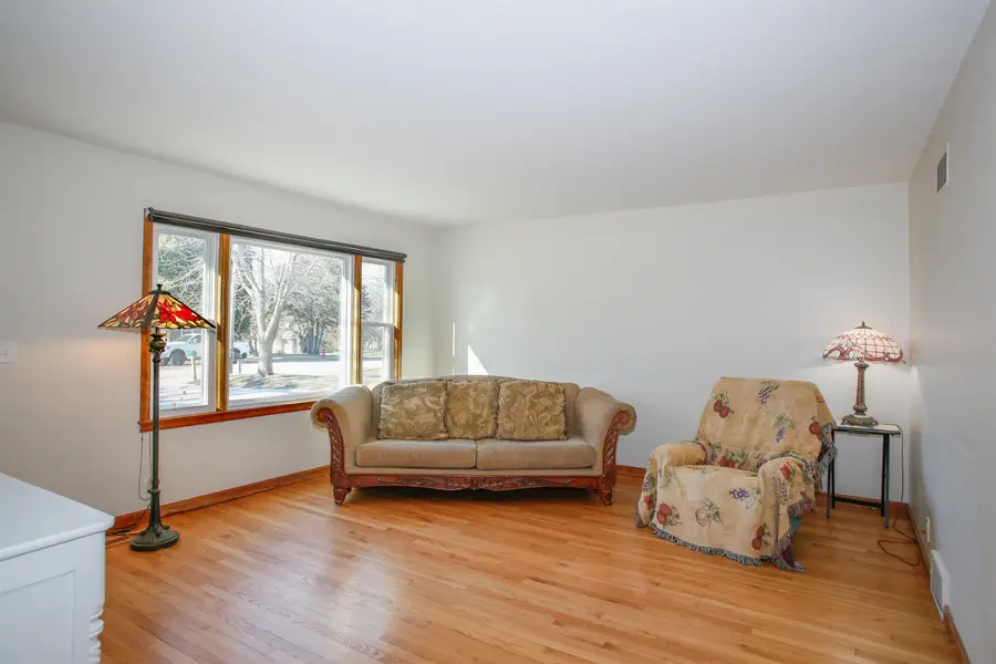 120 E Washington St., Cedarville, IL 61013 - #2