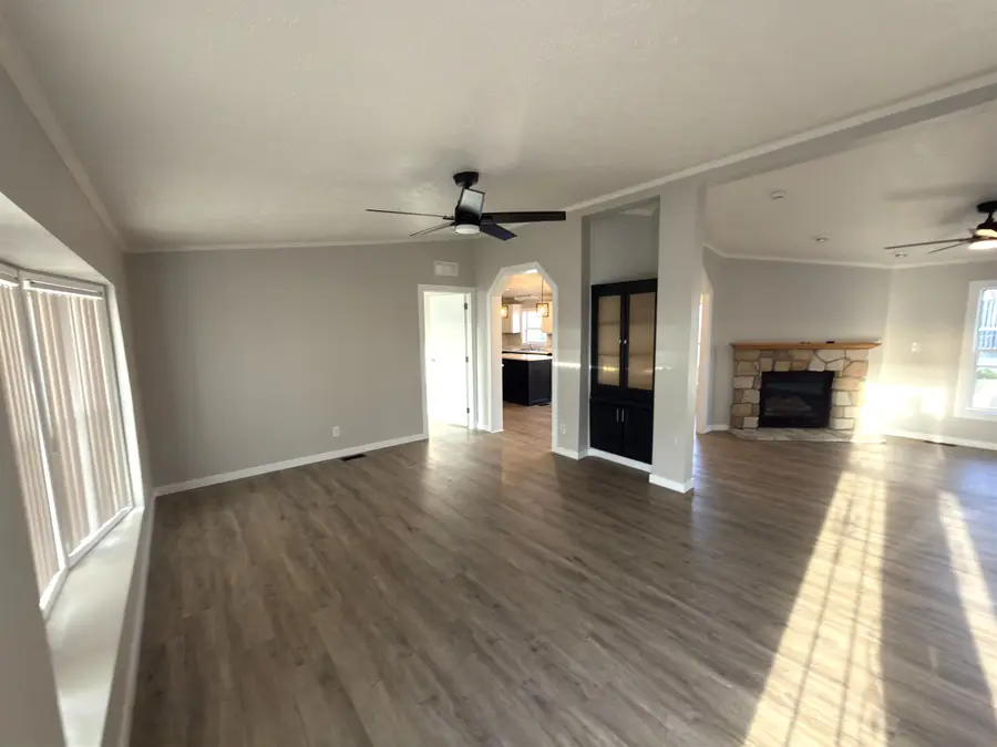 447 Seasons Parkway, Belvidere, IL 61008 - #3