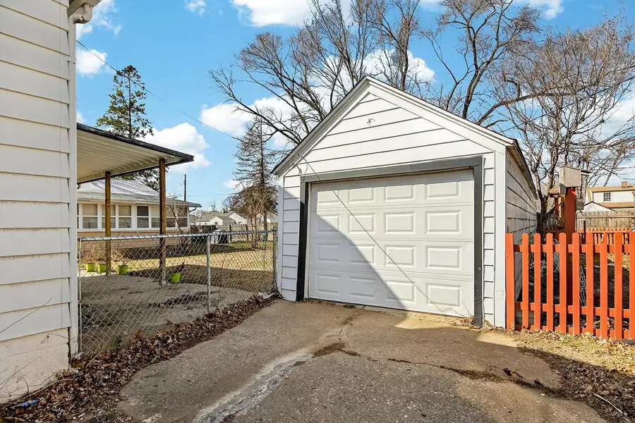 2823 Ridgeway Avenue, Rockford, IL 61101 - #3