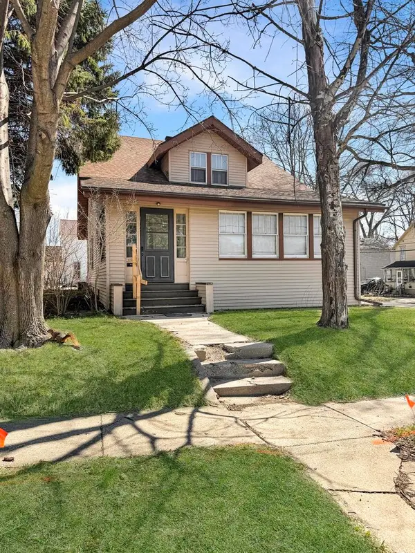 405 N Apple Avenue, FREEPORT, IL 61032