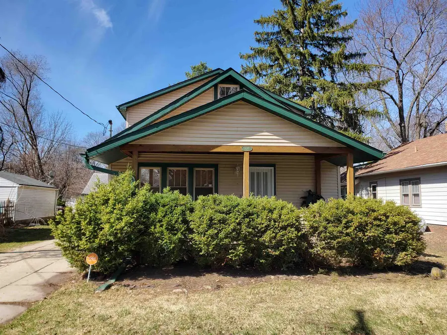 608 Rome Avenue, Rockford, IL 61107 - #3