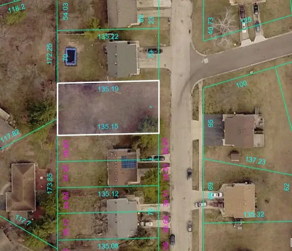 735 Easton Parkway, ROCKFORD, IL 61108