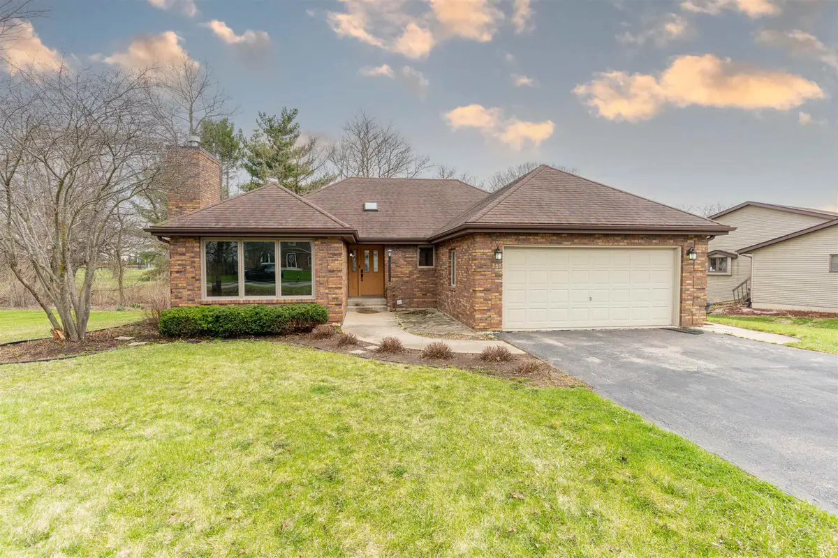 151 N Fox Run Lane, Byron, IL 61010 - #1