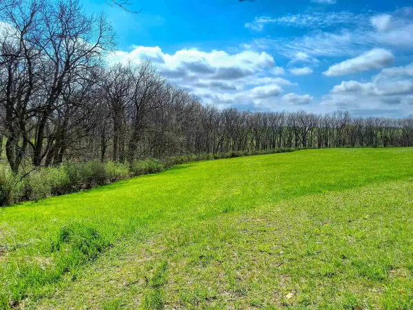 24-138 & 139 Hidden Ranch Drive, LAKE CARROLL, IL 61046