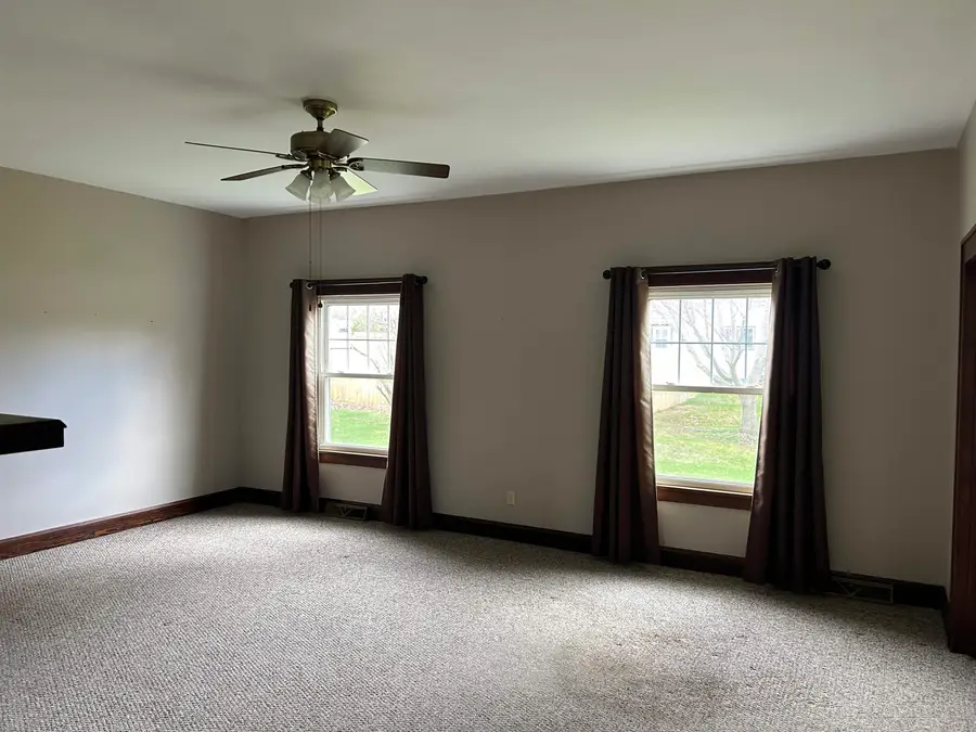 311 N Stanton Street, Davis, IL 61019 - #2