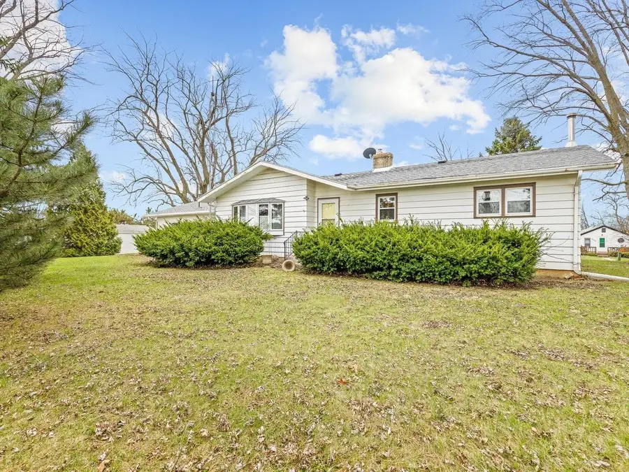 2280 Rock City Road, Ridott, IL 61067 - #3