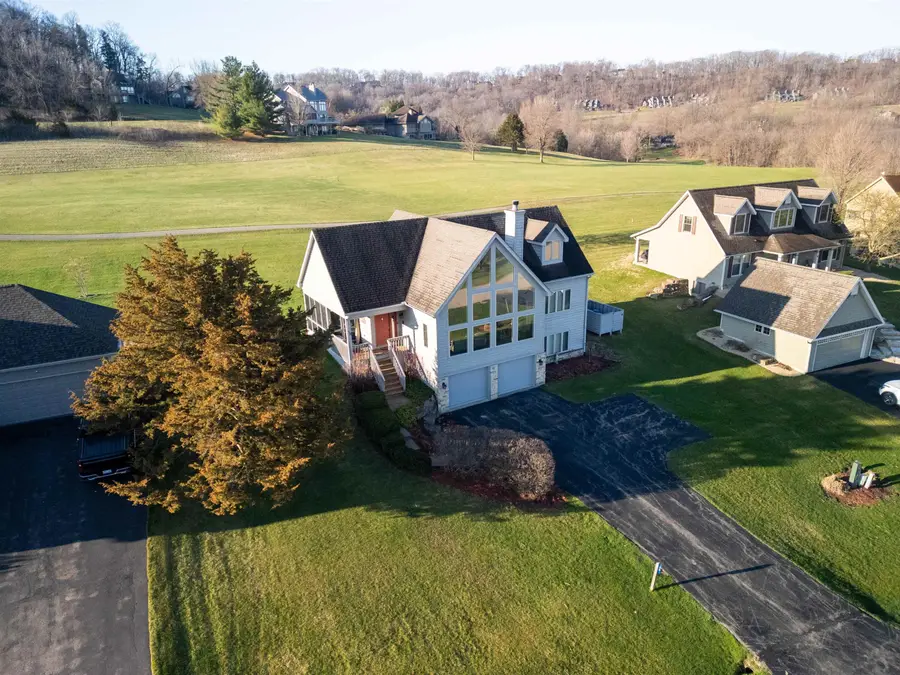 19 Walnut Hill Drive, Galena, IL 61036 - #2