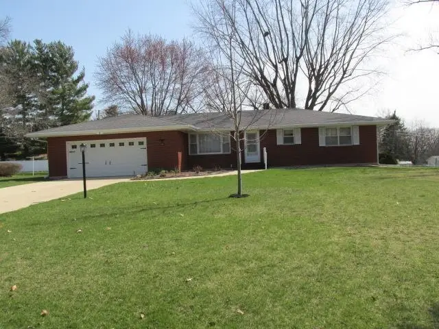 2337 Lynn Avenue, Freeport, IL 61032 - #1