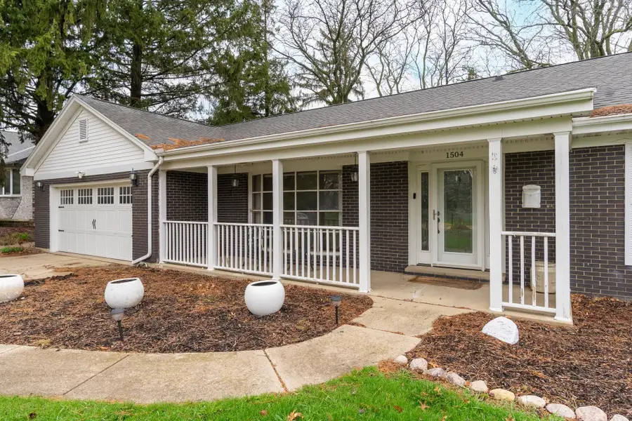 1504 Meriden Street, Mendota, IL 61342 - #2