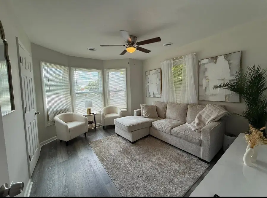 18 N Jefferson Avenue, Amboy, IL 61310 - #2