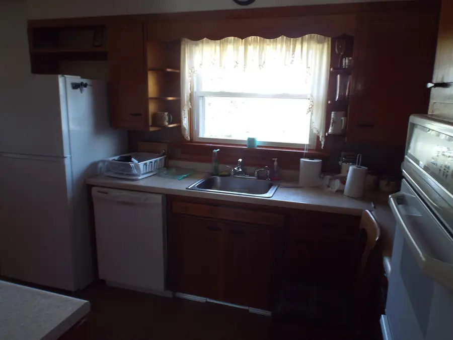 475 W Columbia Avenue, Stockton, IL 61085 - #3