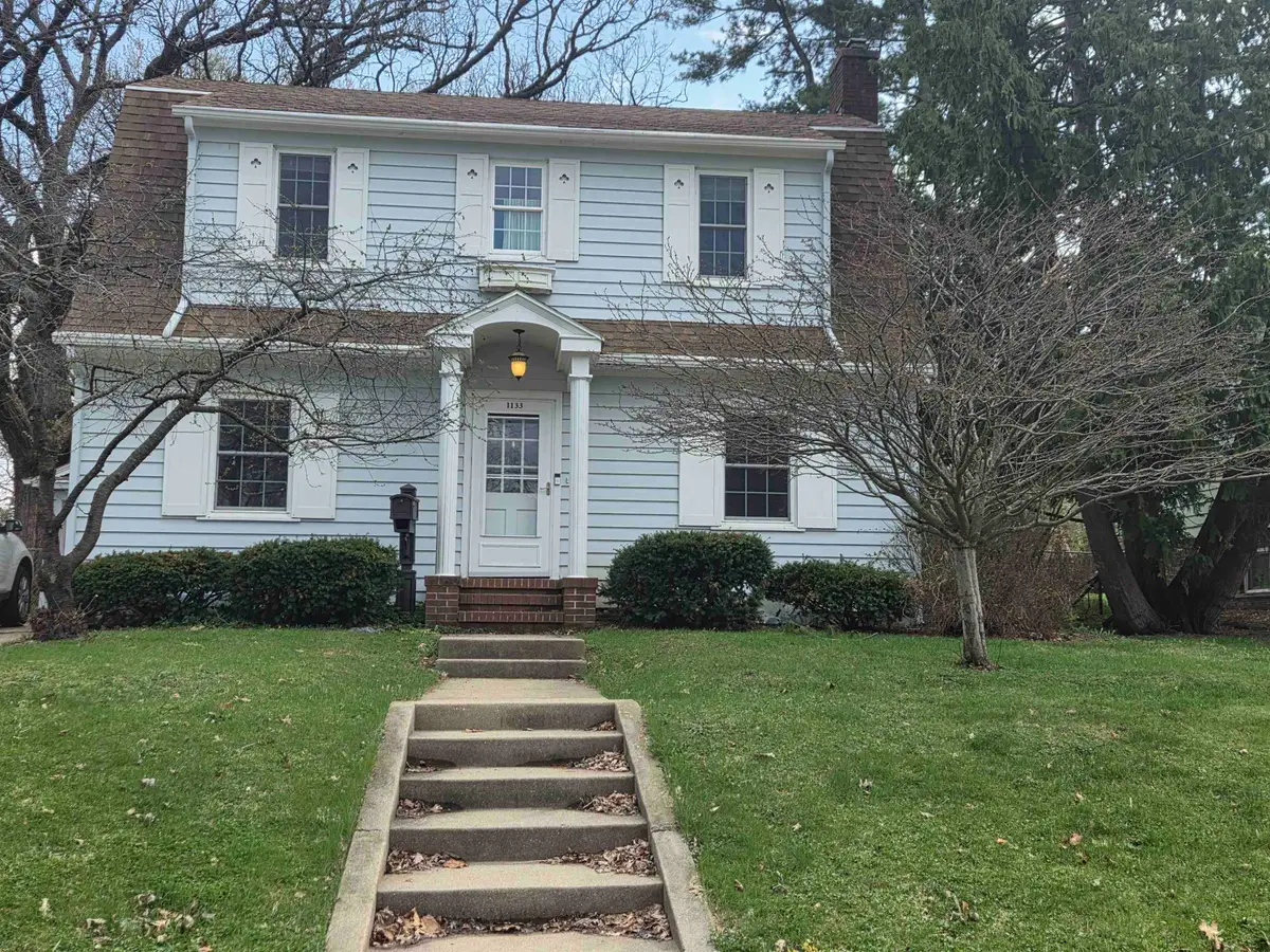 1133 W Staver Street, Freeport, IL 61032 - #1