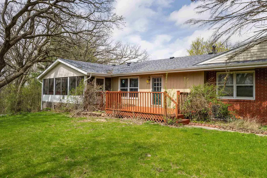 1712 Manchester, South Beloit, IL 61080 - #3