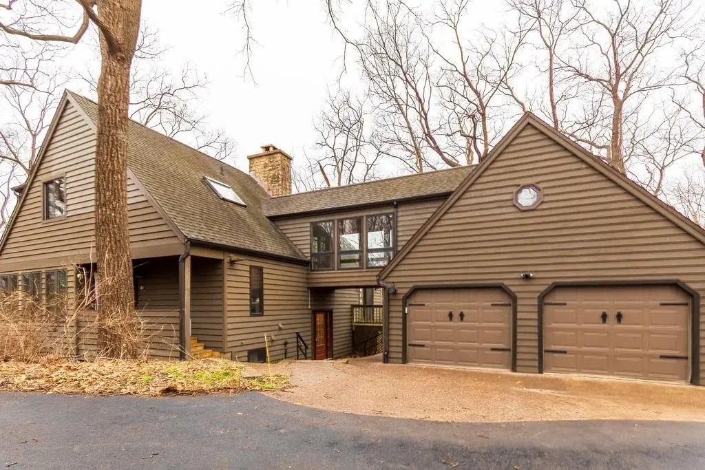 16 Hawthorn Lane, Galena, IL 61036 - #1
