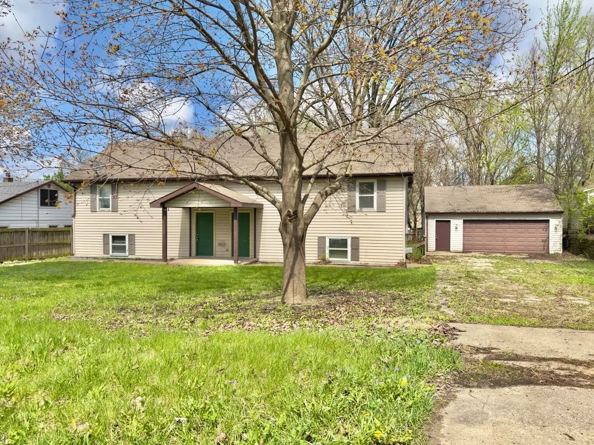 1722-1724 LYRAN Avenue, Rockford, IL 61109 - #1