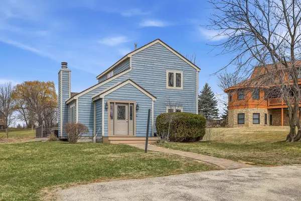 6 Bob-O-Link Court, GALENA, IL 61036