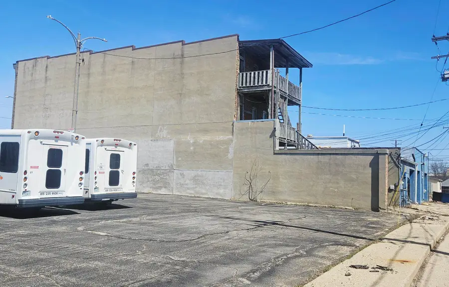 211 E Stephenson, Freeport, IL 61032 - #2