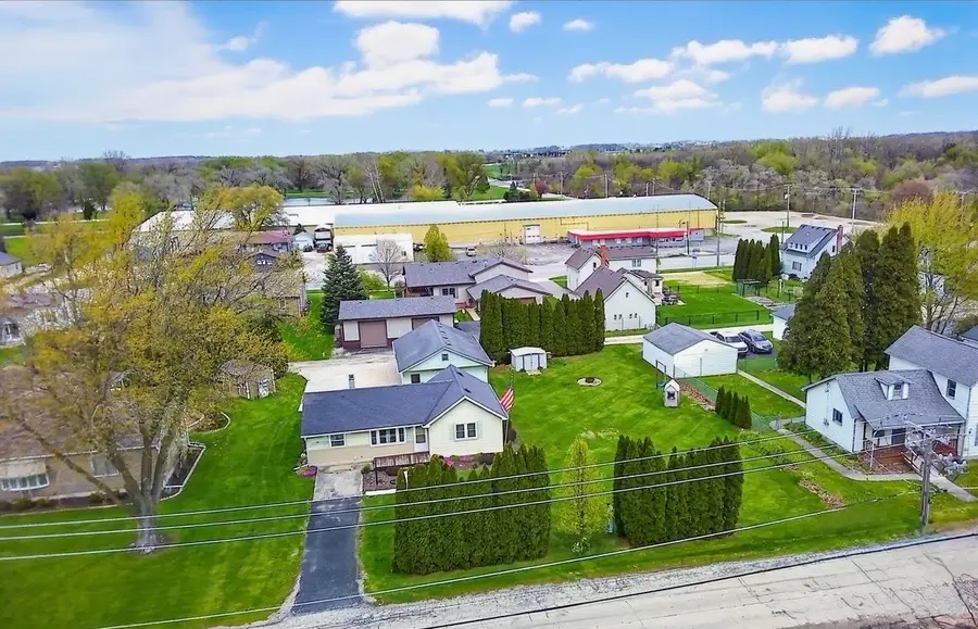 109 W South Street, Kirkland, IL 60146 - #3